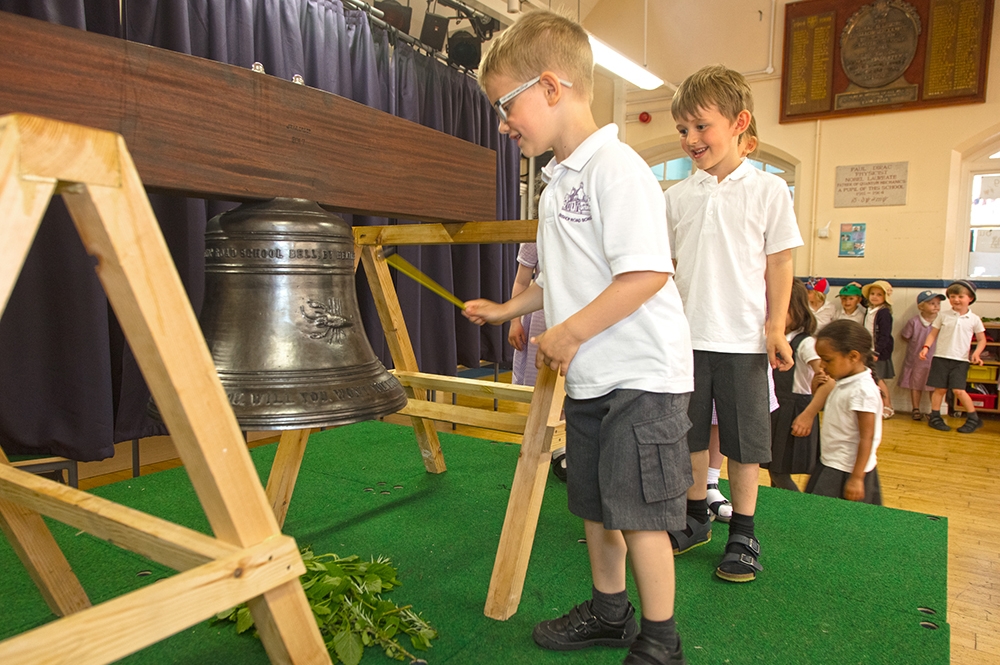 Heather and Ivan Morison. The Bell, 2019. Bishop Road Primary School.